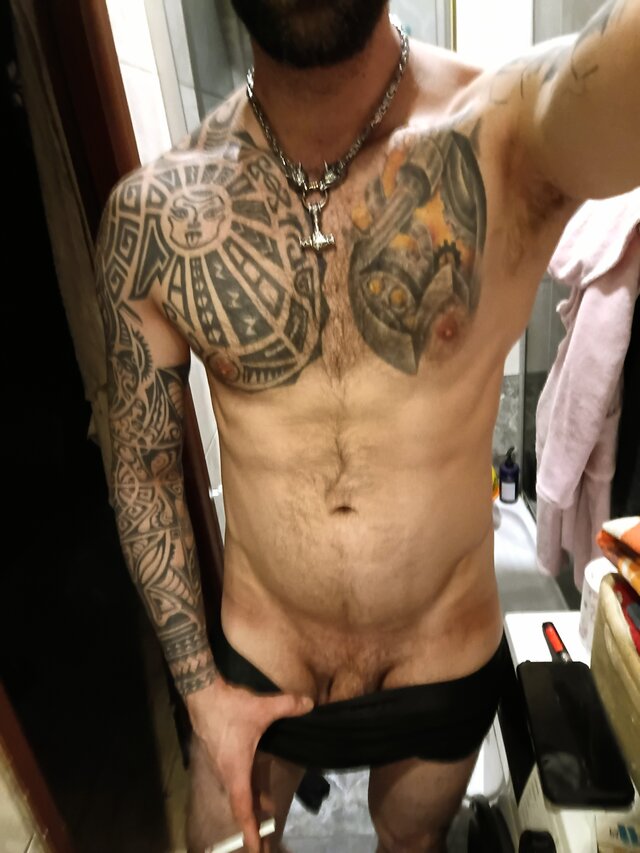 Inny933