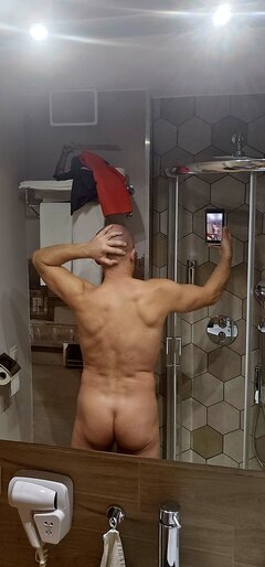 20251210_225612.jpg