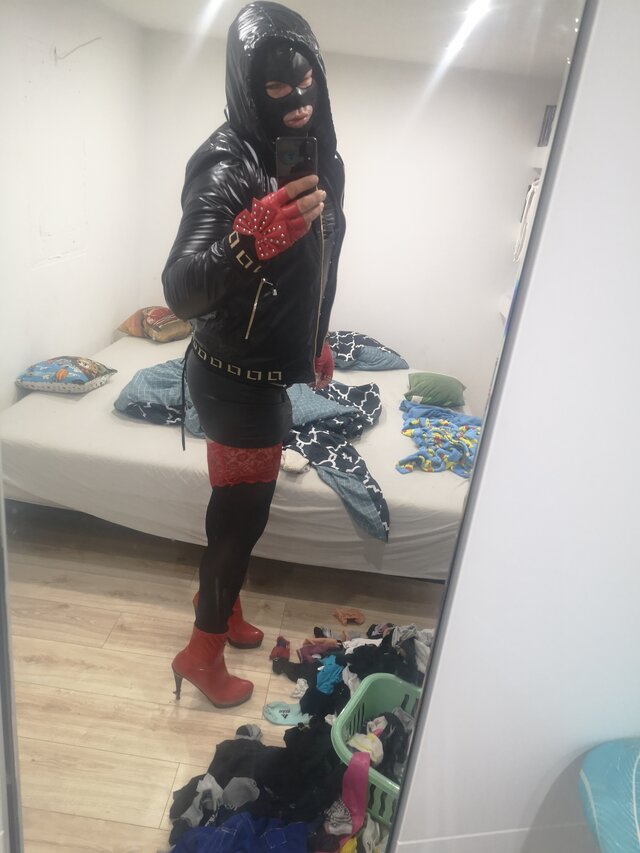 Leatherkinia89