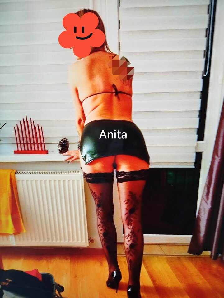 1000011336.jpg - Anita42