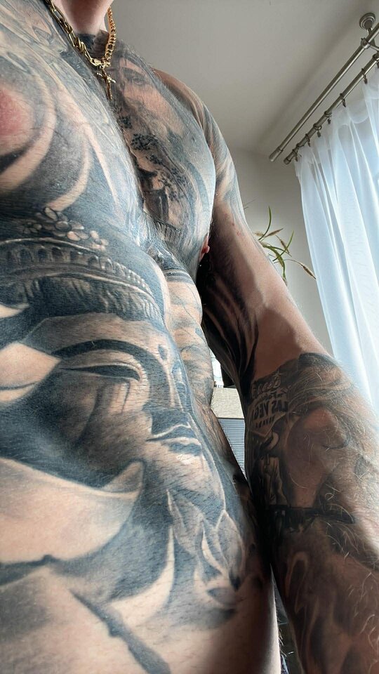 att.cDN7tl0lOnJtP6Y3h-S4qCriNi0yEFafhzhxIPoIAhg.jpeg - Tattoboy93