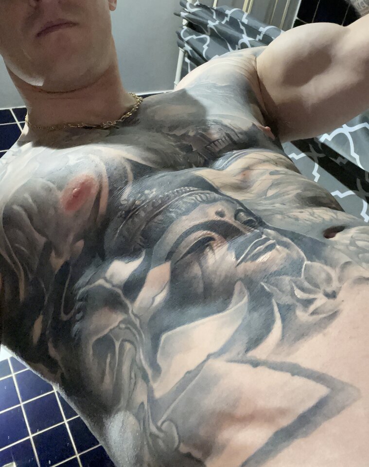 704E8031-CAE0-4838-A1E8-E5047A3270F3.jpeg - Tattoboy93