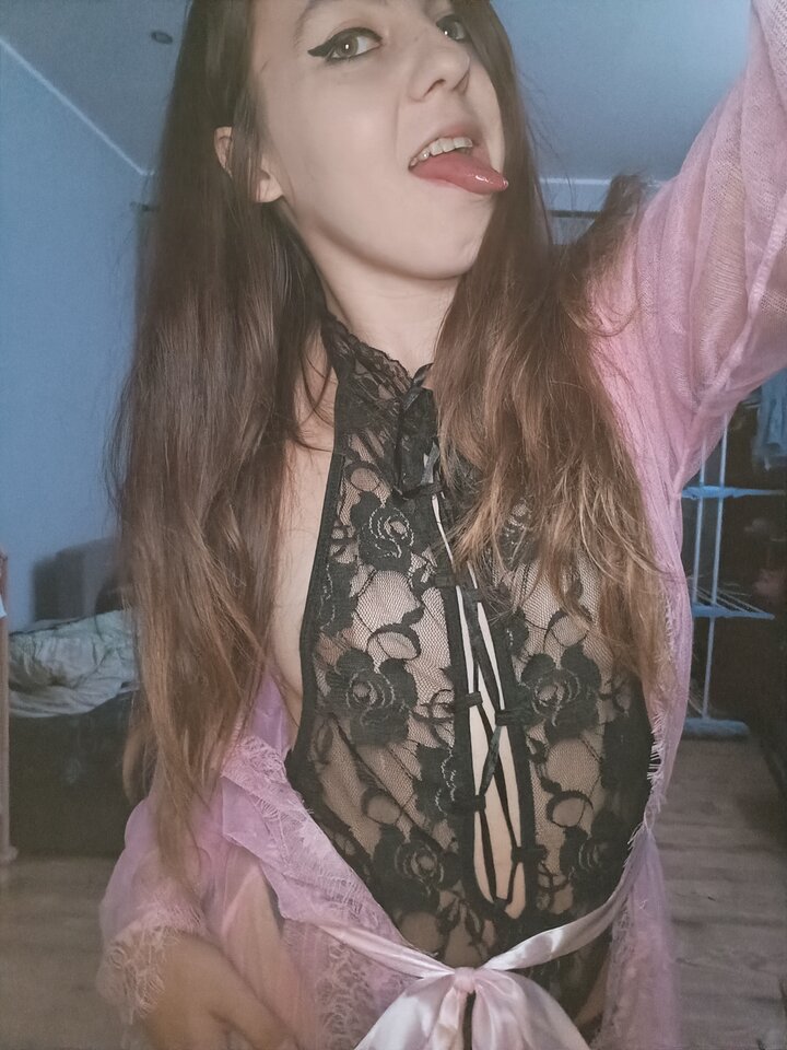 b1d73d94-56b7-417f-ab13-502bb404ee51-1_all_337.jpg - Sexdoznania97