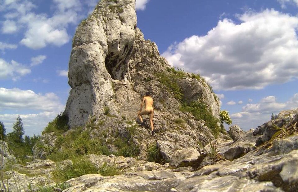 20230614_032235A.mp4_snapshot_01.10_[2026.06.06_16.17.11].jpg - Krzysztof_cfnm