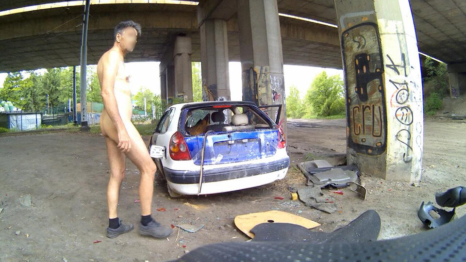 BYTOM - wrak auta pod mostem 20260522.mp4_snapshot_01.01_[2026.0 - Krzysztof_cfnm