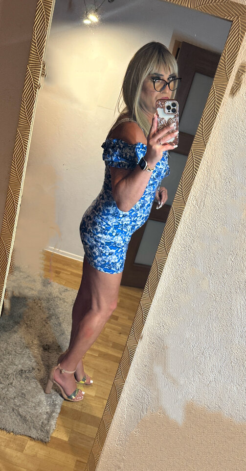 Blond 🏳️‍⚧️🩷 - Sandra_Iza