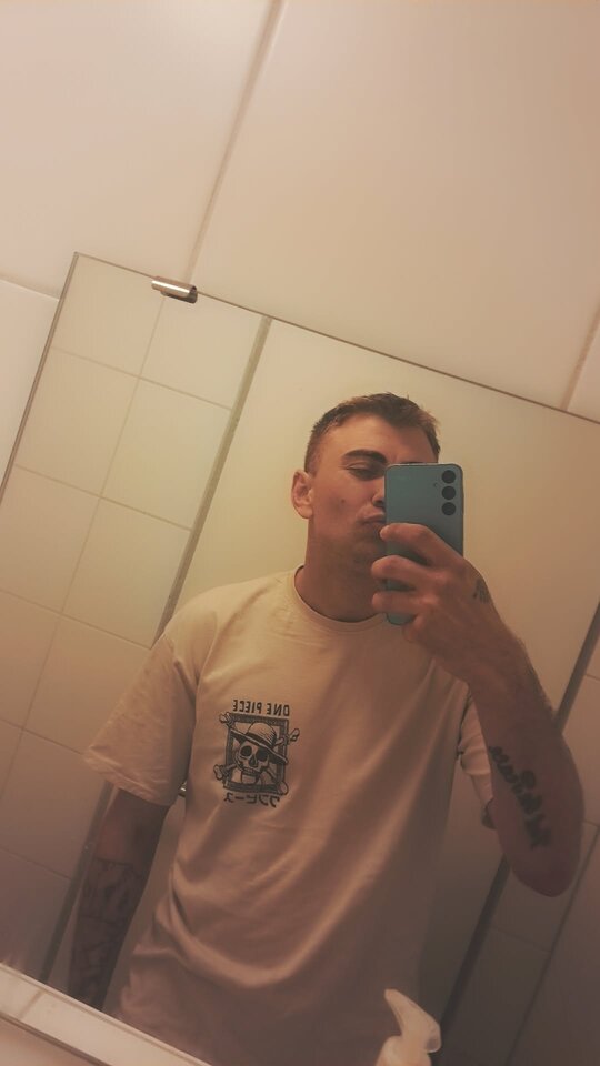 1000010418.jpg - Konrad1994