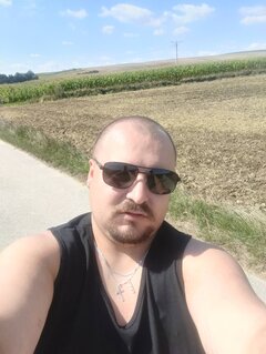 60f3b398-1914-4e13-8814-b742c3b8c7ad-1_all_694.jpg