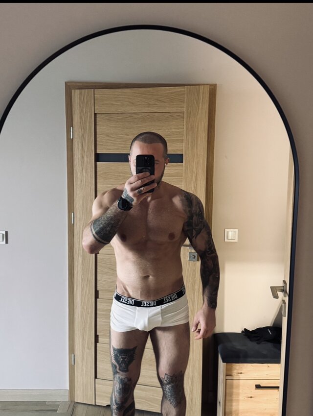 Damian882903