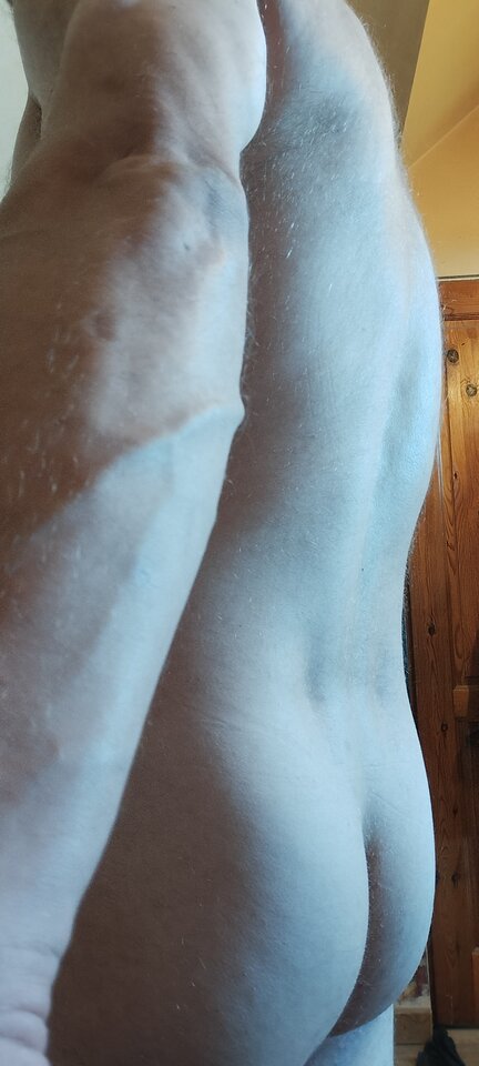 1000006110.jpg - Supersajanin
