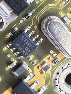 Pamięć Flash BIOS (pomniejszone).jpg