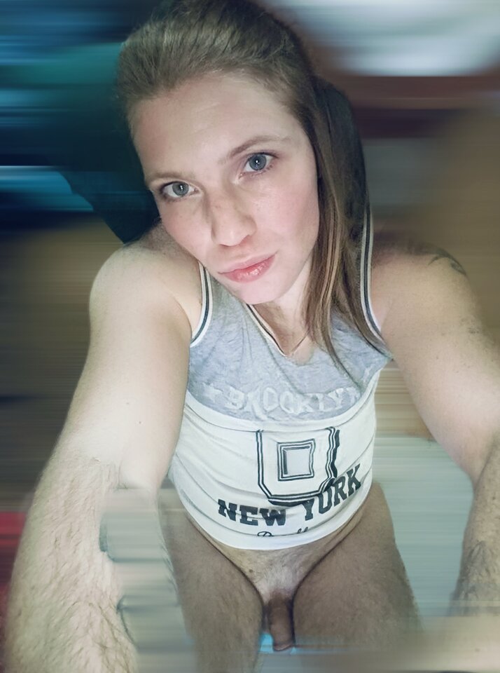 1000017436.jpg - VirgineTranny