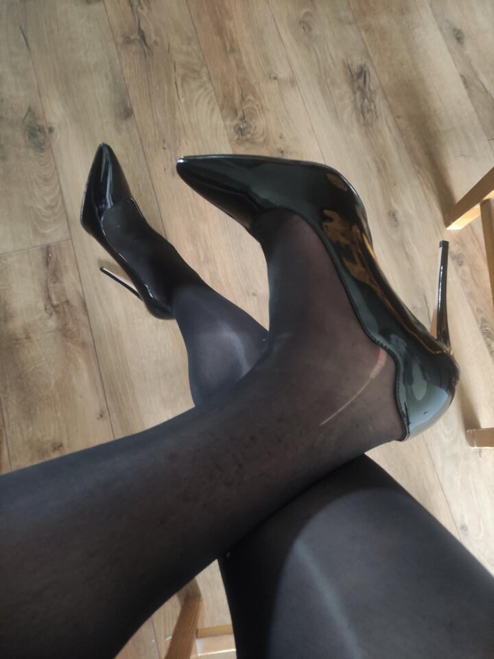 5d5f4819-d941-4fba-a346-c0f607b240be.jpg - SissySluzaca