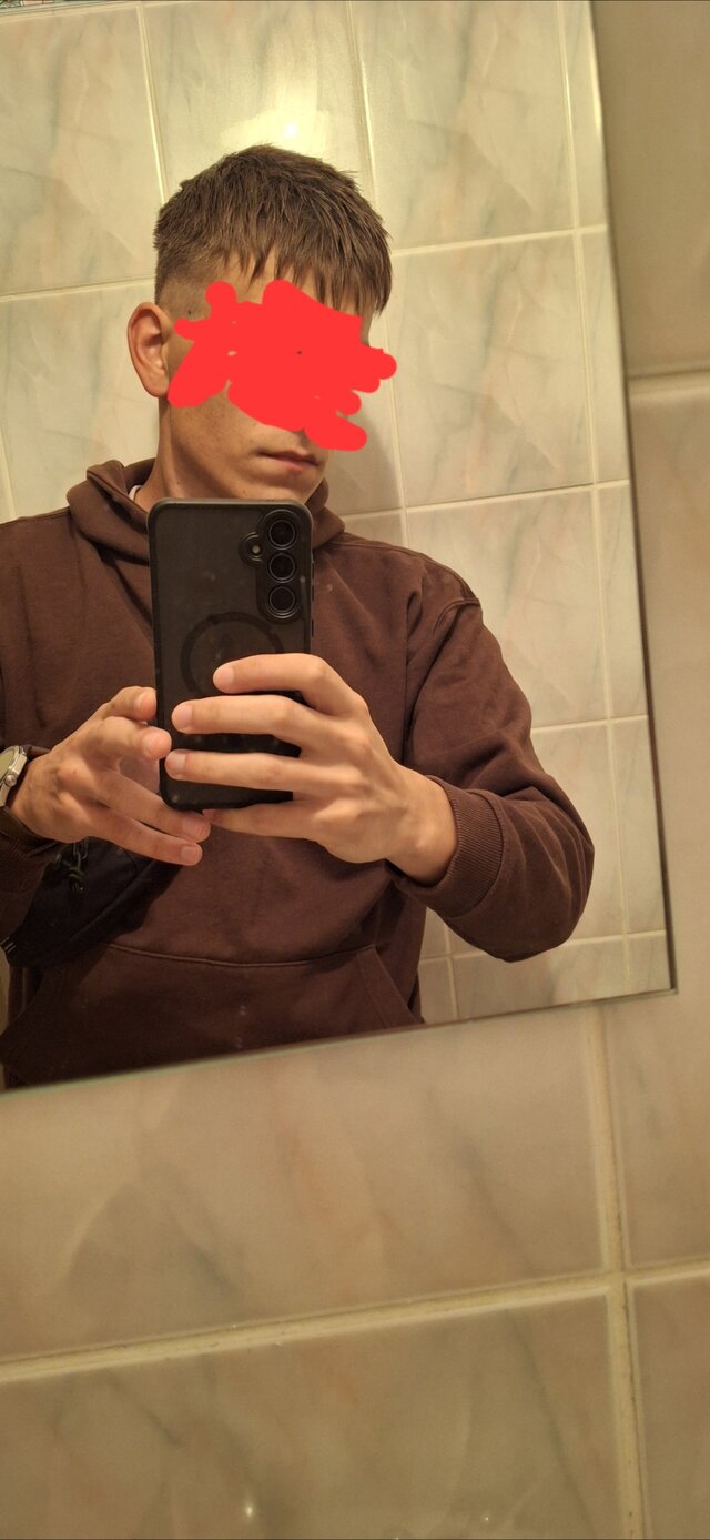 KacpiJurny99044