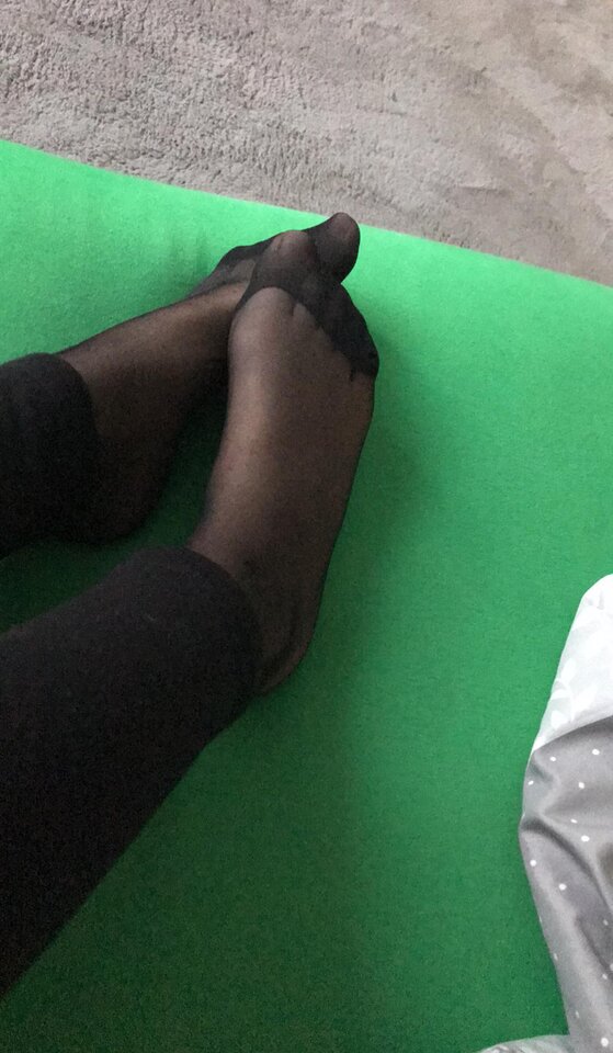 5001.jpg - CuckoldNylon2