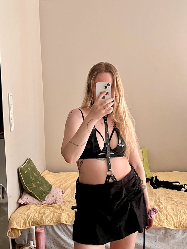 Rosie_blue
