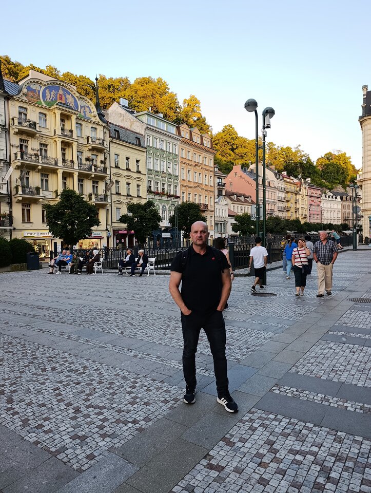 1000002833.jpg - Ralf_