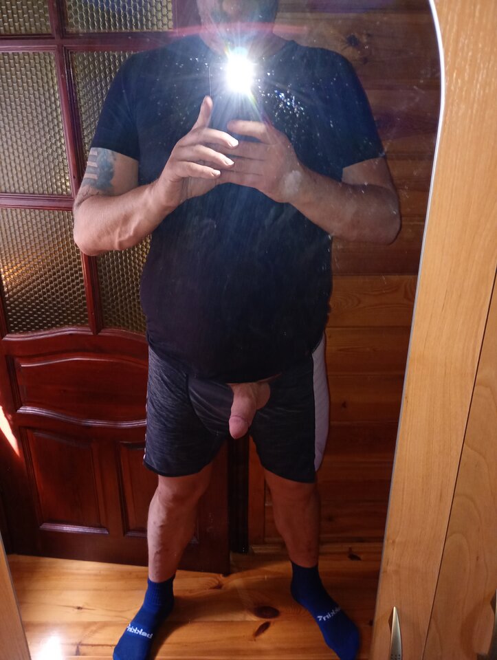 28410.jpg - DaddyHandsome