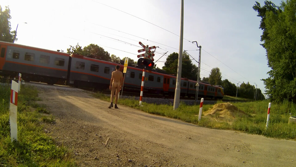 STARA WIEŚ - przejazd kolejowy pociąg 20260706_0721.mp4_snapsh - Krzysztof_cfnm