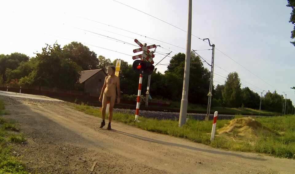 STARA WIEŚ - przejazd kolejowy pociąg 20260706_0721.mp4_snapsh - Krzysztof_cfnm