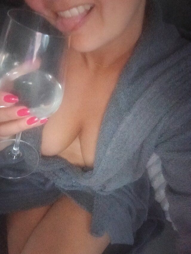 8Wisienka8