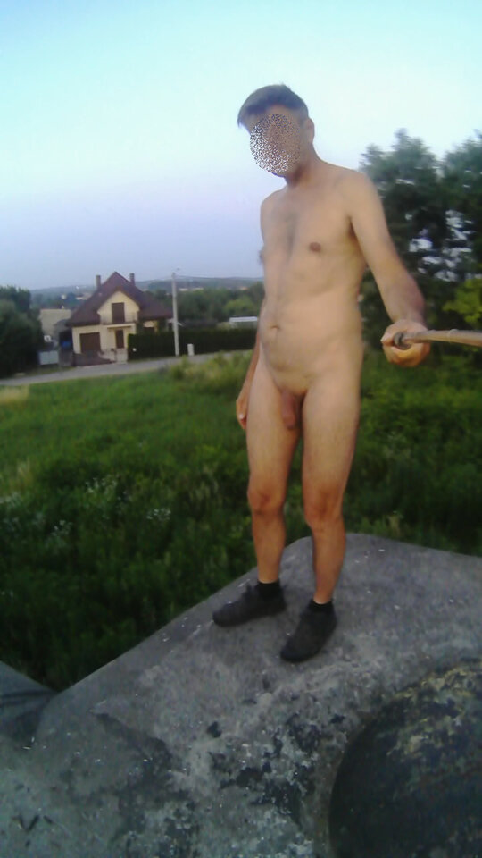BOBROWNIKI - na bunkrze i stary sklep 20260628_0417.mp4_snapshot - Krzysztof_cfnm