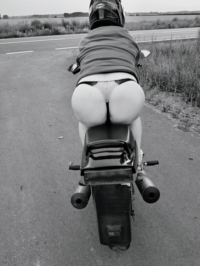 NieidealnaPARA99