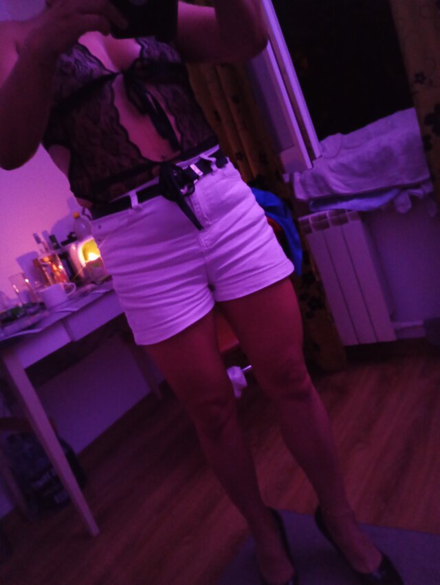 Chetni1232
