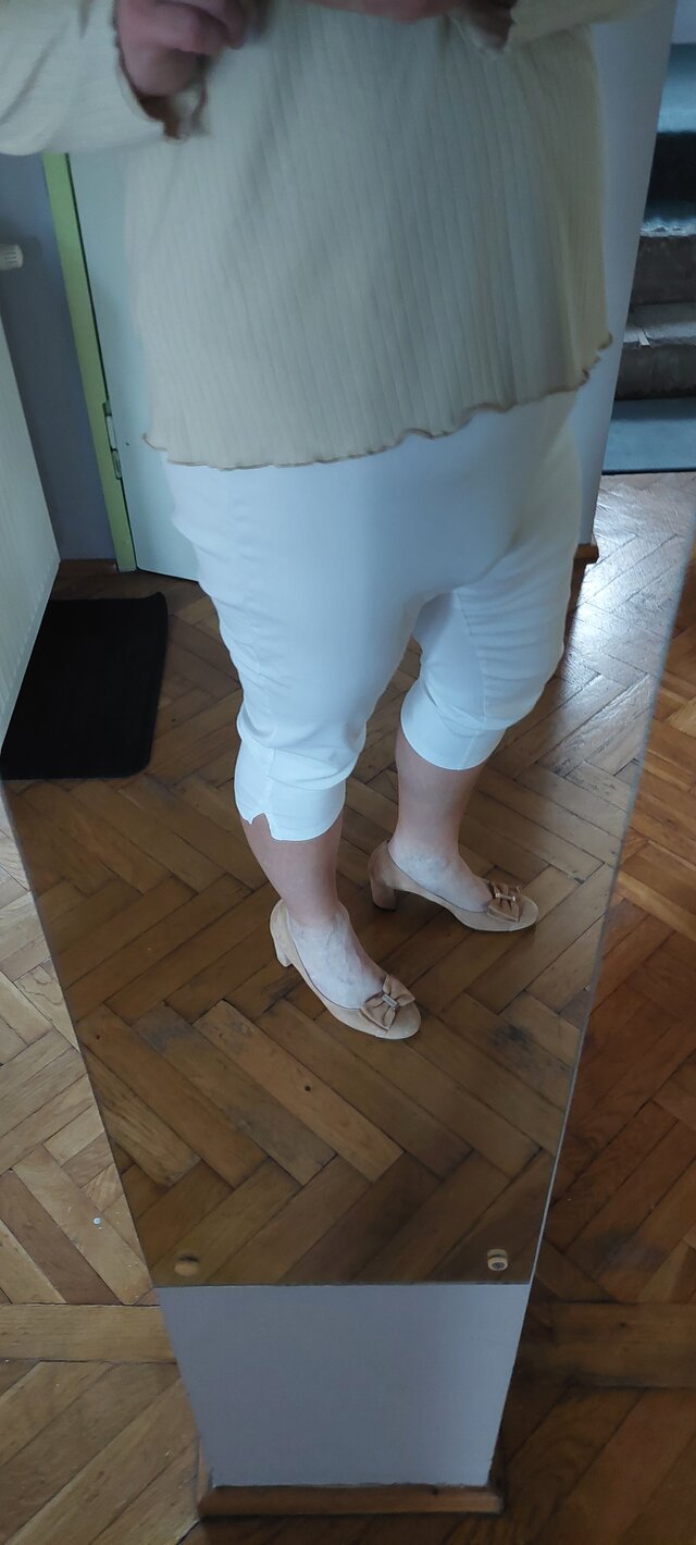 adrianna82