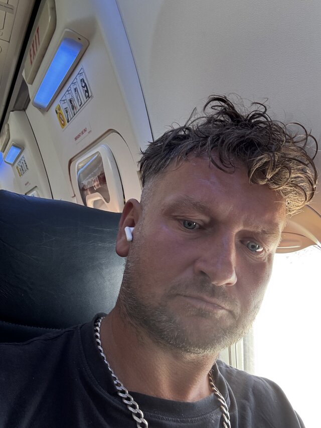 niomek