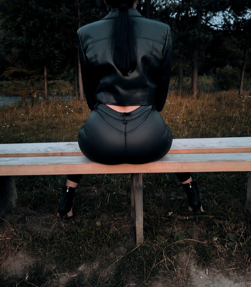 1000047811.jpg - Hotwife__Cuckold