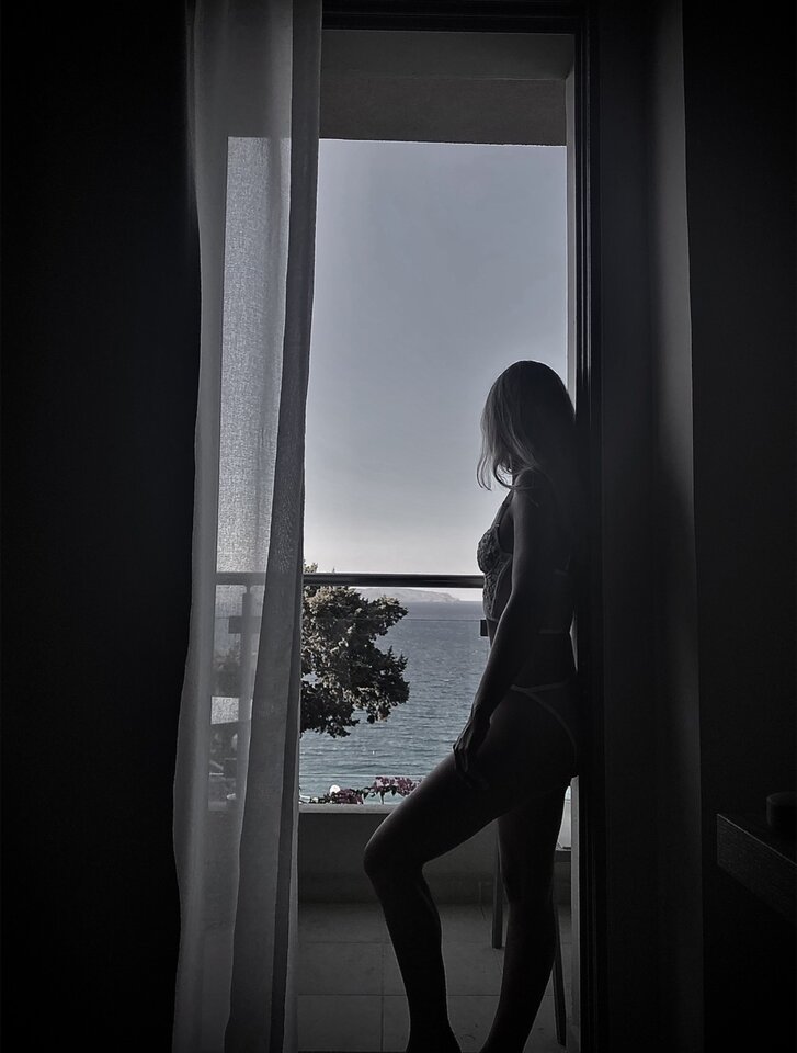 IMG_0647.jpeg - WifeAfterHours