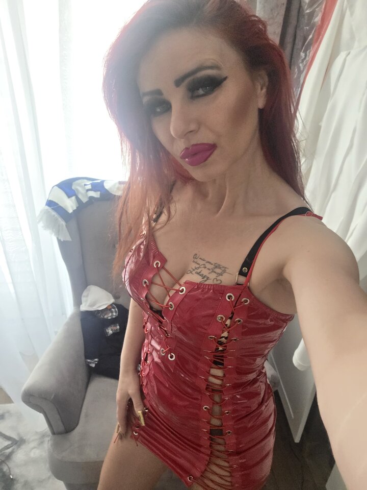 6456.jpg - NylonHells