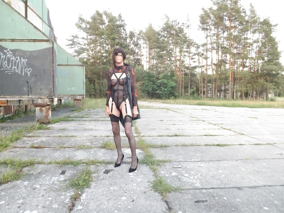 DSCF00041.JPG - ElizaCrossdress