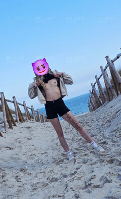 🌊🌊