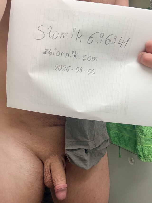 Stomik696941