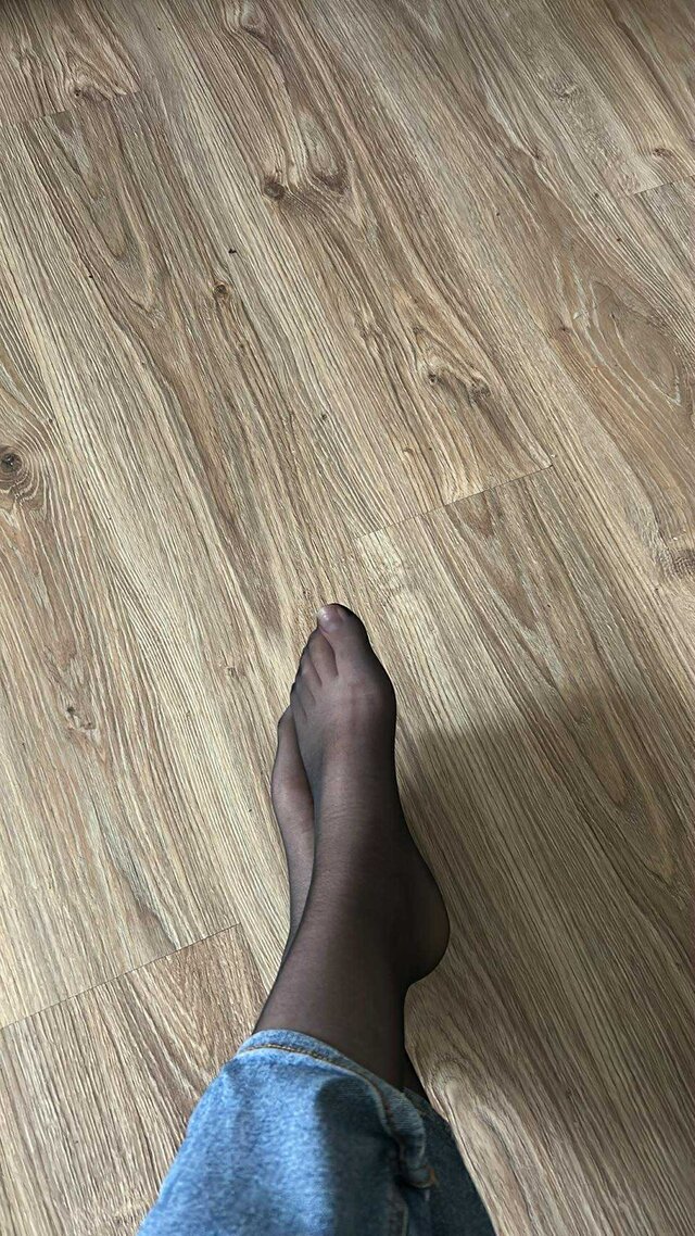 CuckoldNylon2
