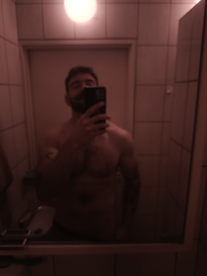1000029130.jpg - Hetero_gentleman