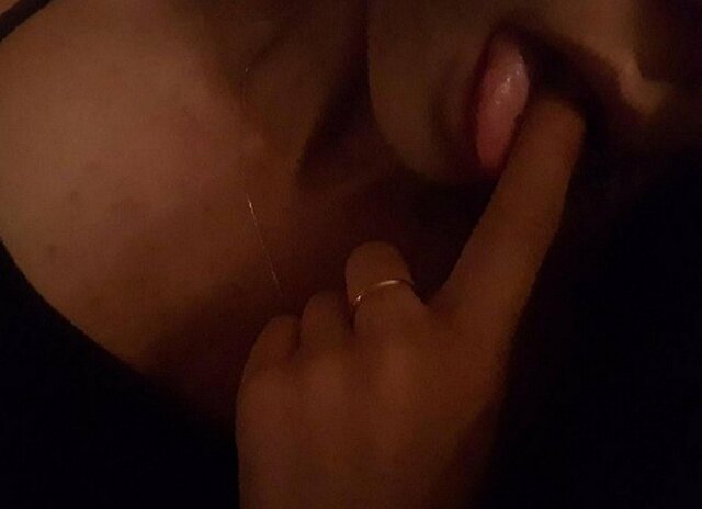 hornyGirl1996