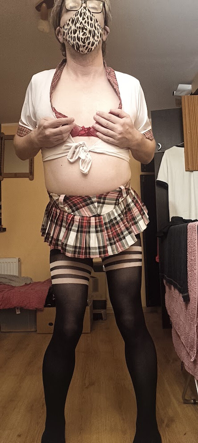 19_Niki_79