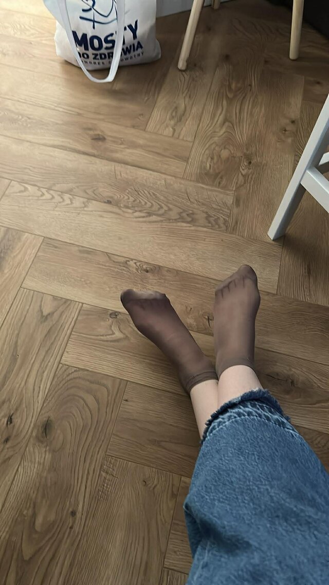 CuckoldNylon2