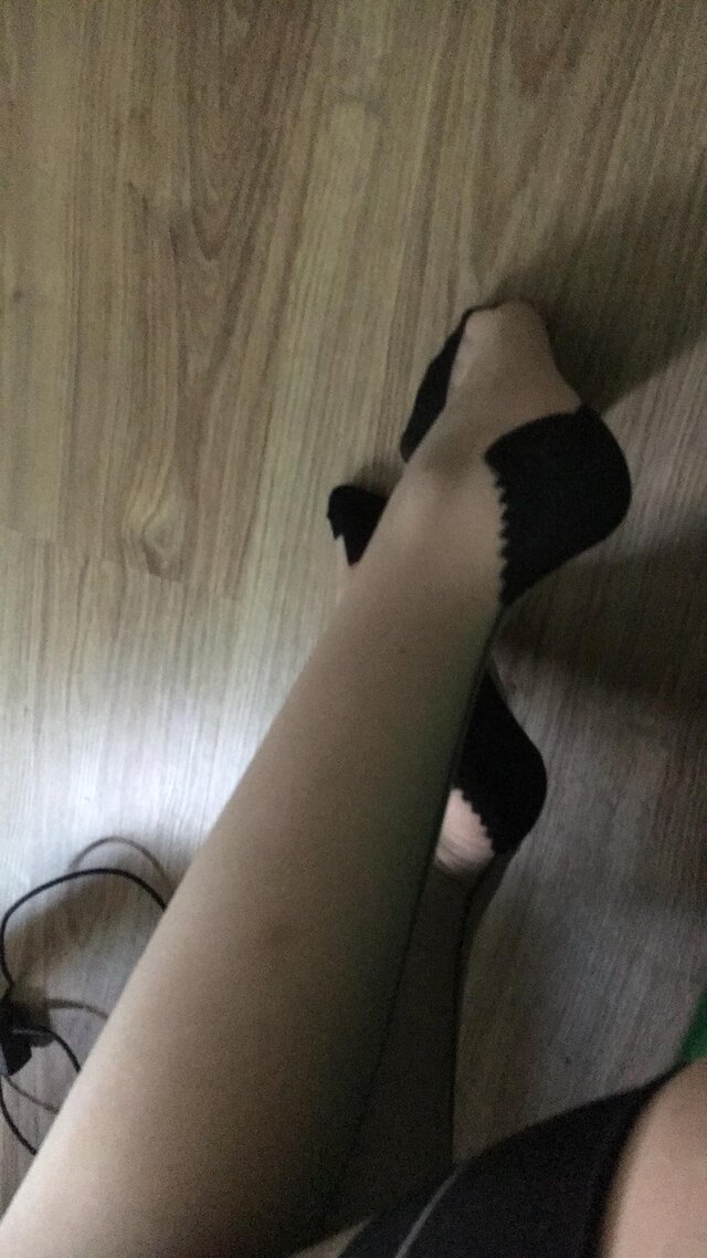 CuckoldNylon2