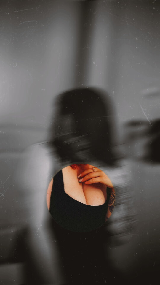 819583C3-076E-409E-869C-3ED345F1AFDC.jpeg - RedLightCouple