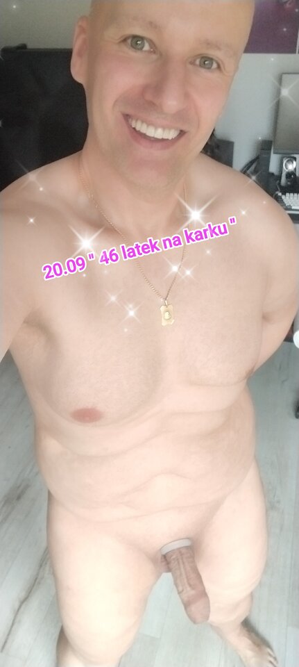 1000023501.jpg - StaryCzlowiekAMorze