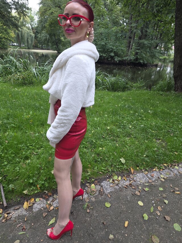 NylonHells