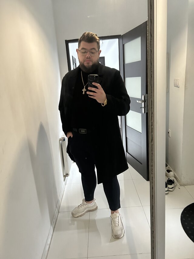 MlodyBoss7772