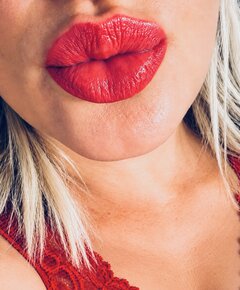 💋💋💋