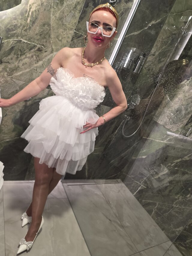 NylonssHeels