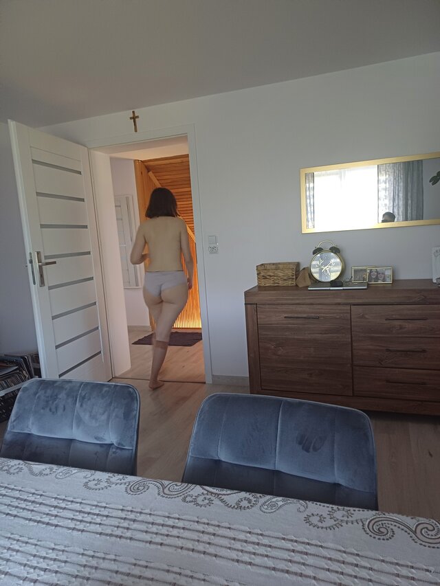 CuckoldNylon2