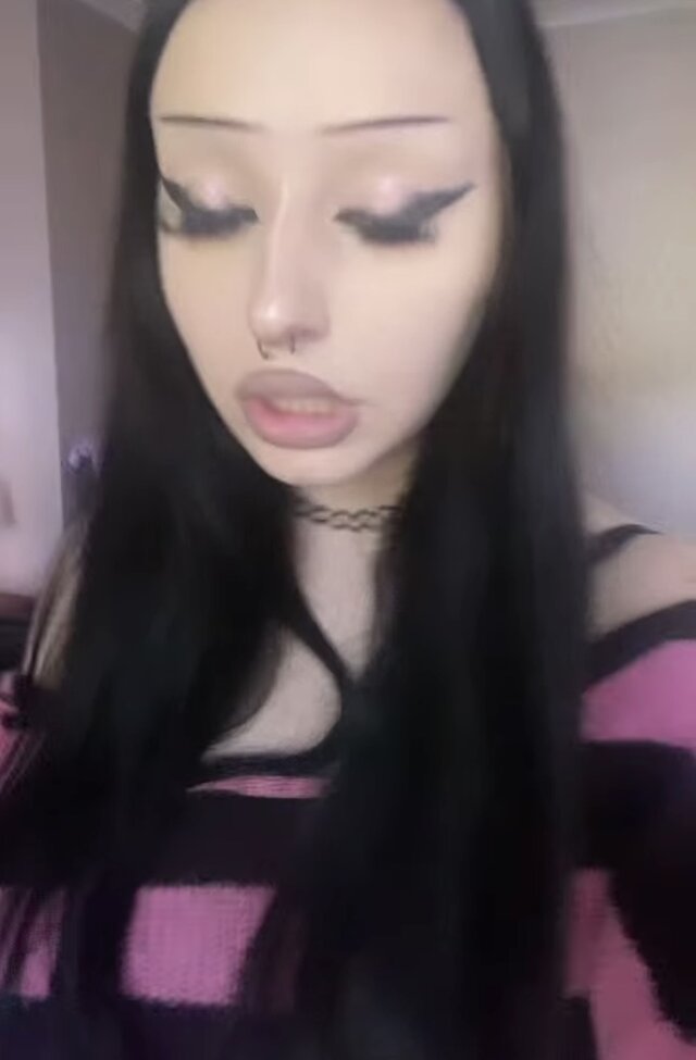 MaloletniaSuczka
